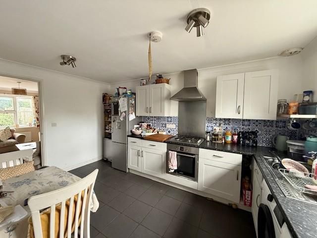 Property photo 2 of 16 Kitchen Diner2.Jpg