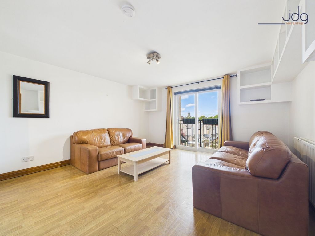 Property photo 2 of 11 Open Plan Living
