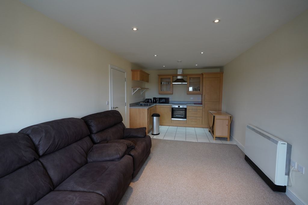 Property photo 3 of 9 Photo