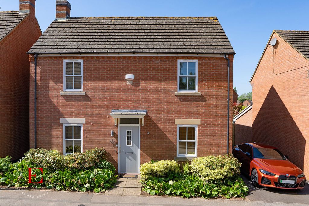 Property photo 1 of 23