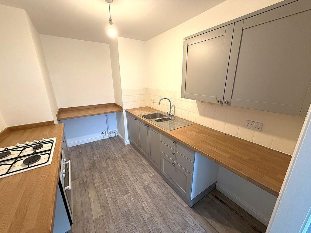 Property photo 3 of 13 4.Jpg