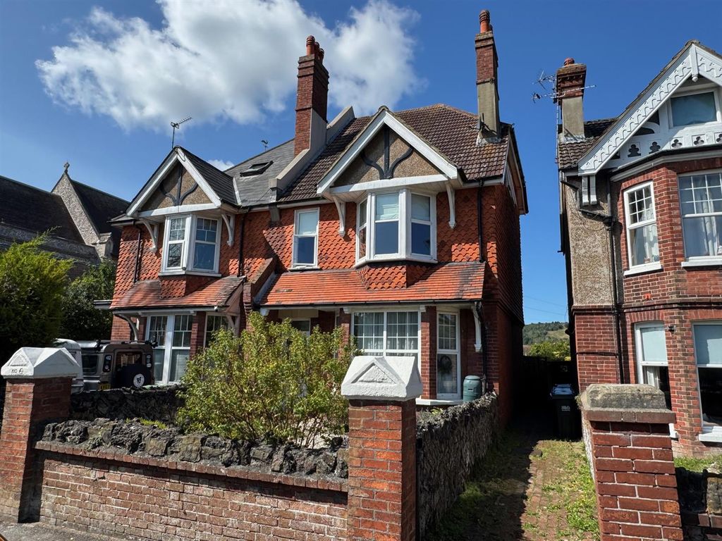Property photo 1 of 17 9Will Ext1.Jpg