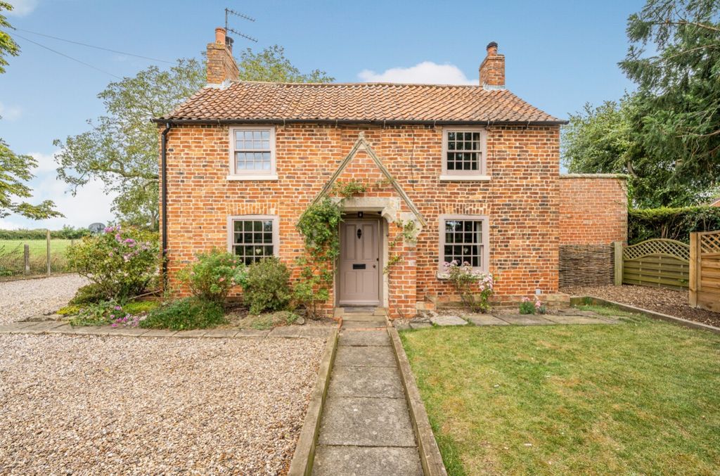 Property photo 1 of 25 1177172 (1)