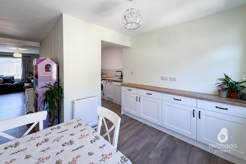 Property photo 3 of 23 5501075