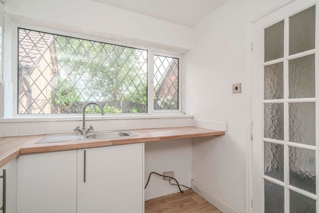 Property photo 3 of 29