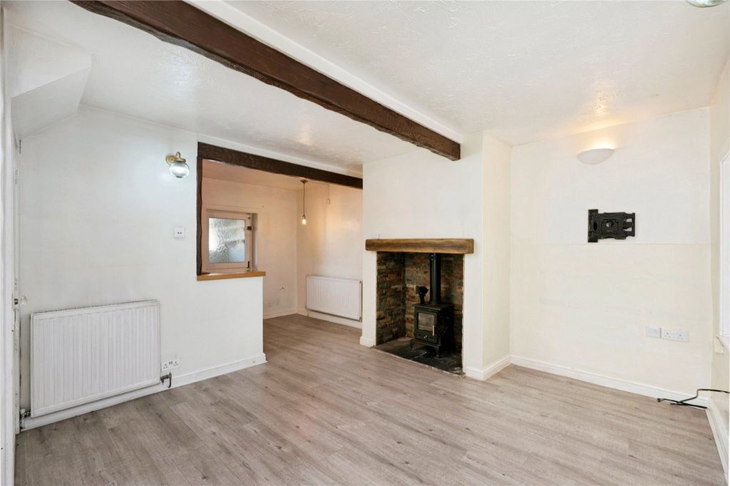 Property photo 2 of 14 Living Room