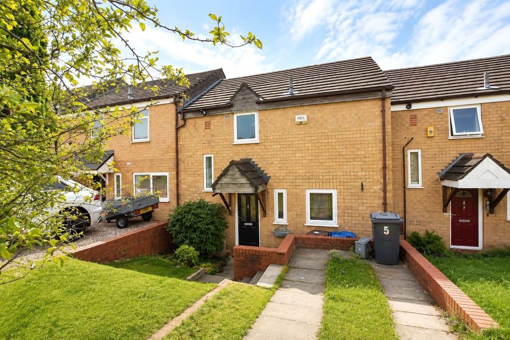Property photo 1 of 14 External