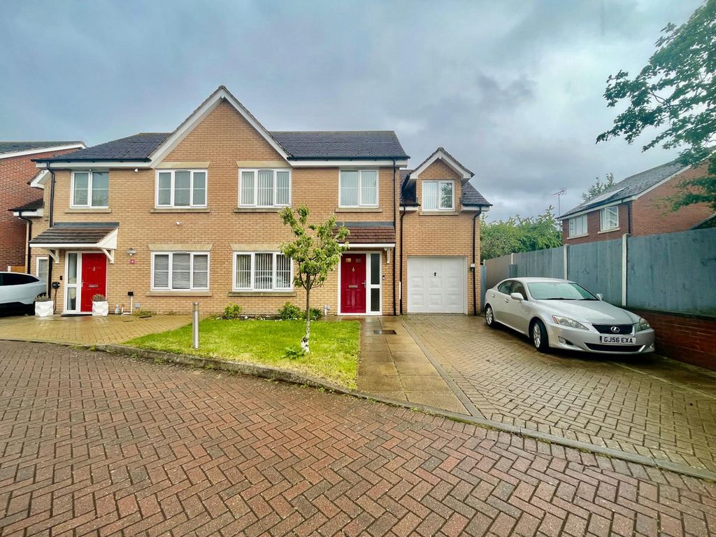 Property photo 1 of 28
