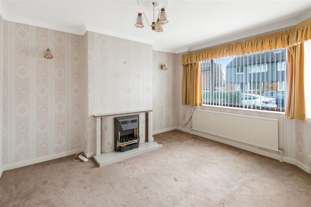 Property photo 2 of 15