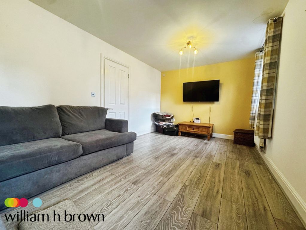 Property photo 2 of 8 Image