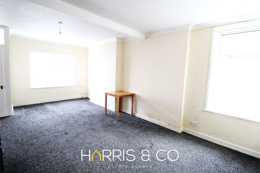 Property photo 3 of 13 Picture No. 31