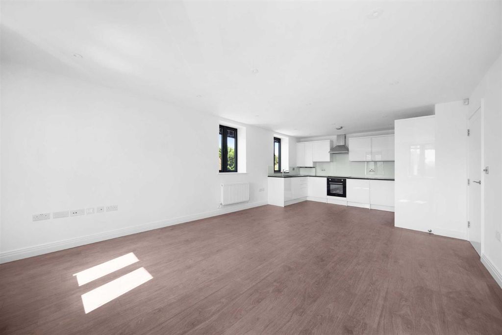 Property photo 1 of 7 Fgrplobjcwjqwziuwprzrtebhdy.Jpg