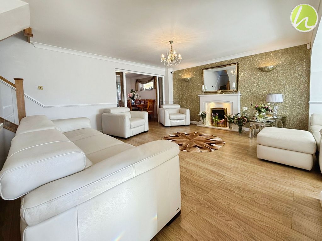 Property photo 2 of 29