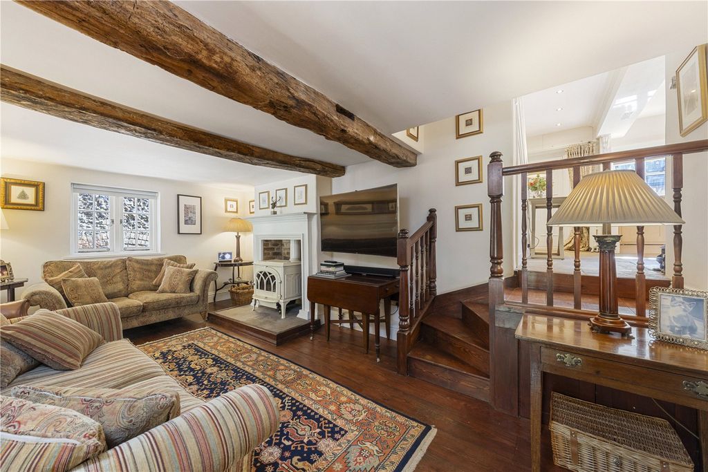 Property photo 2 of 31 Drawing Room