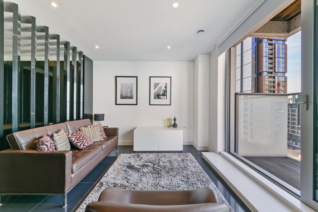 Property photo 2 of 11 Living Area