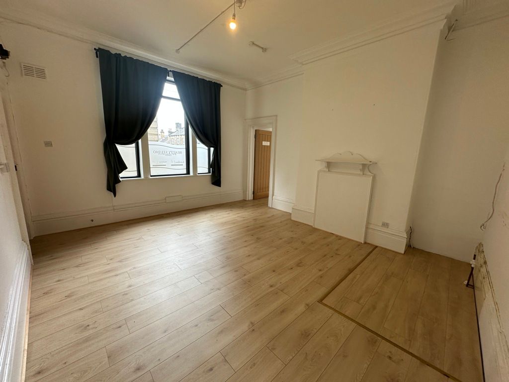 Property photo 2 of 14 Photo 16