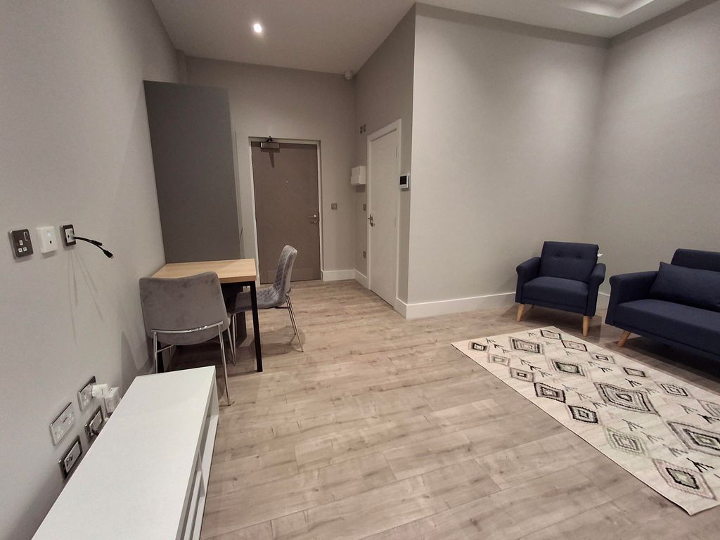 Property photo 1 of 16 Image