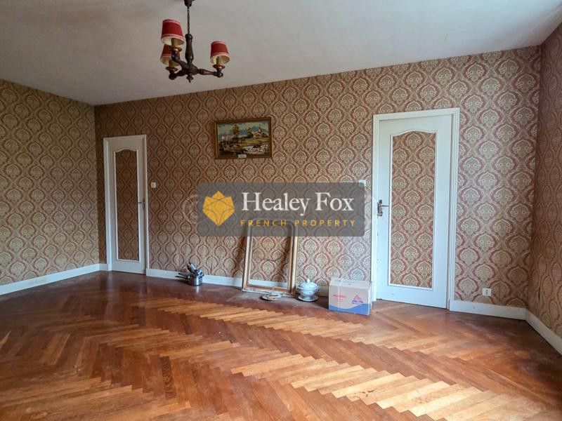 Property photo 3 of 29