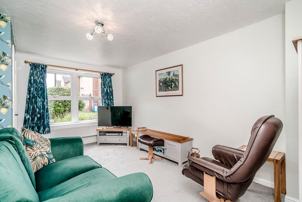 Property photo 2 of 29