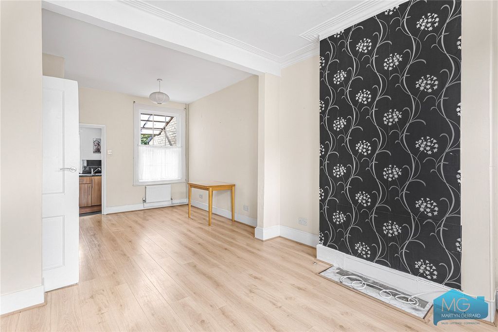 Property photo 3 of 13 Picture No. 27