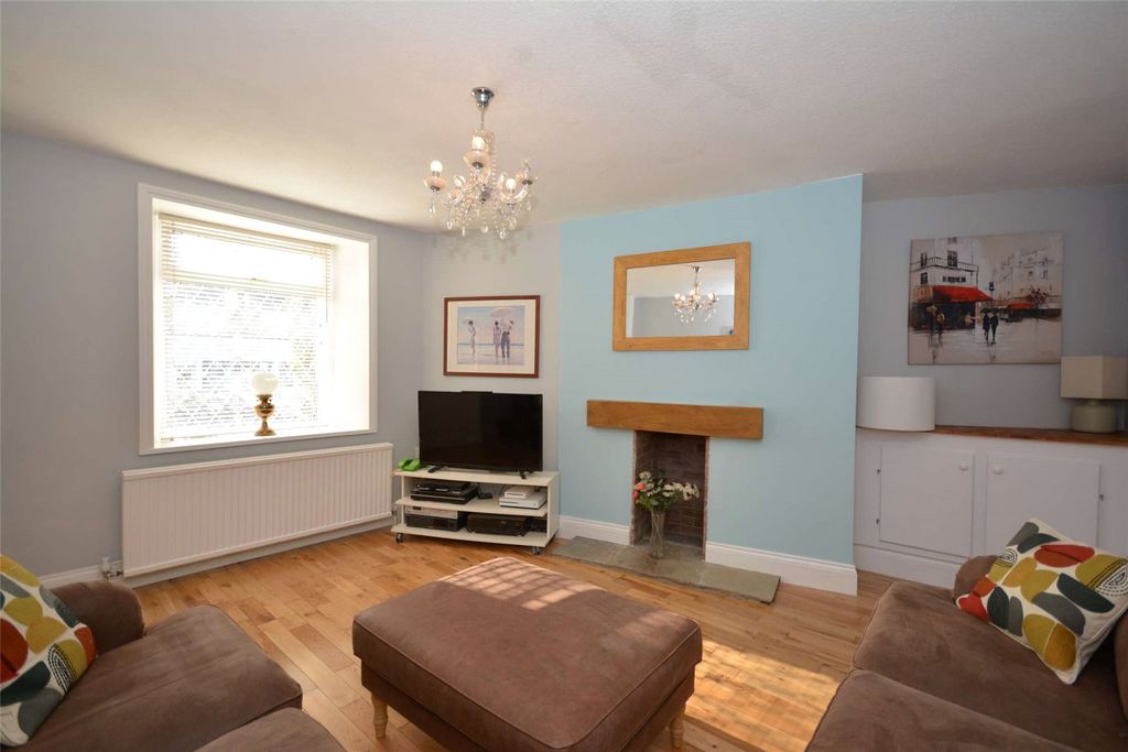 Property photo 2 of 30 Picture No. 14