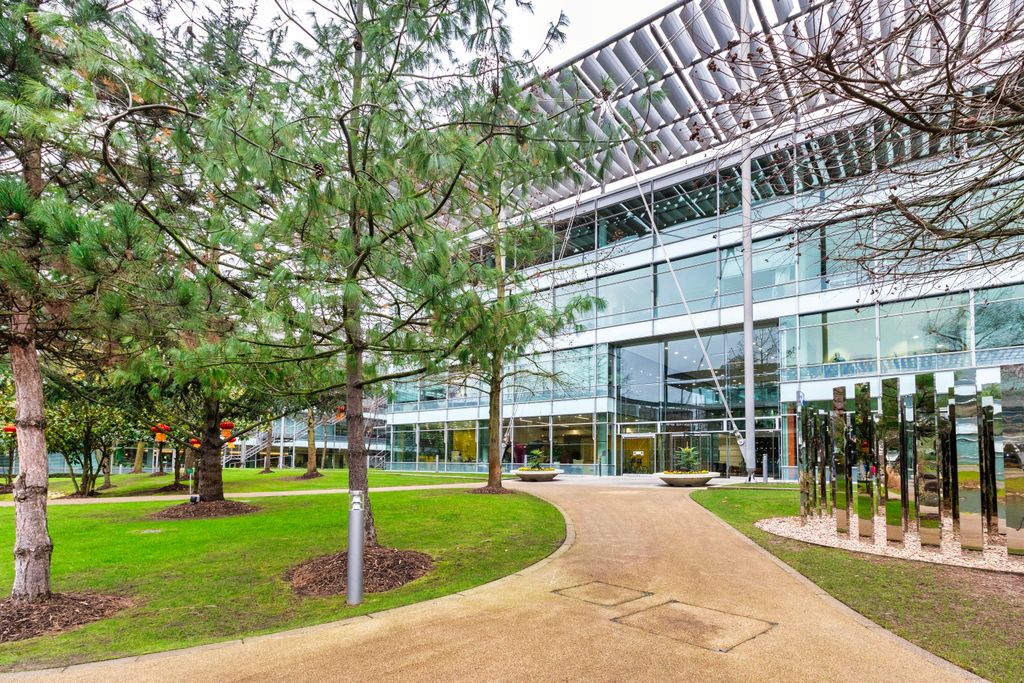 Property photo 1 of 1