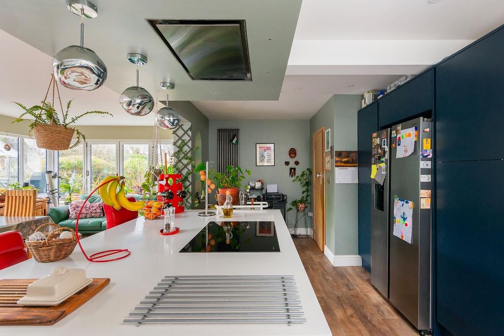 Property photo 3 of 43 Drmsapr - Kitchen D.Jpg