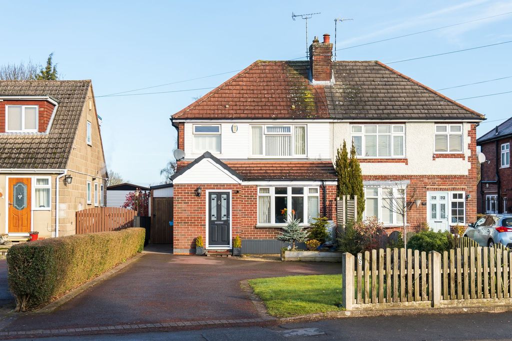 Property photo 1 of 31