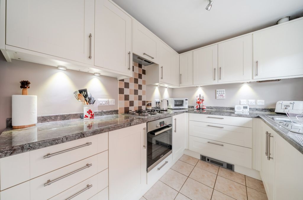 Property photo 2 of 21 1512395-4-1A0443c679042
