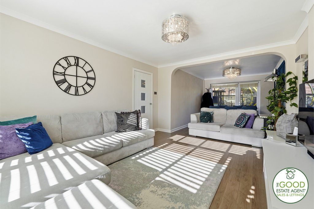 Property photo 3 of 35