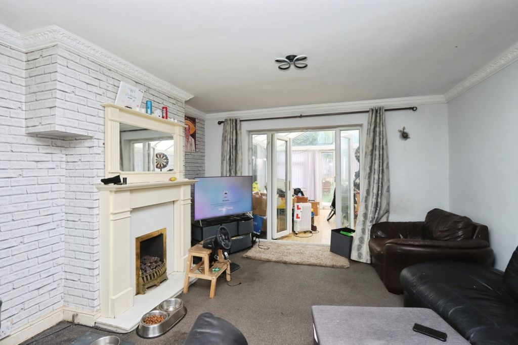 Property photo 3 of 13 Image 3
