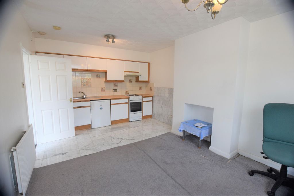 Property photo 3 of 5 Image