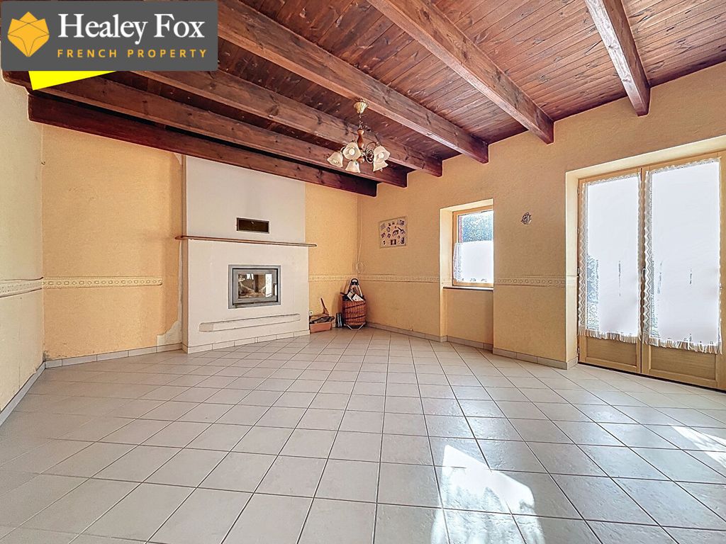 Property photo 2 of 18