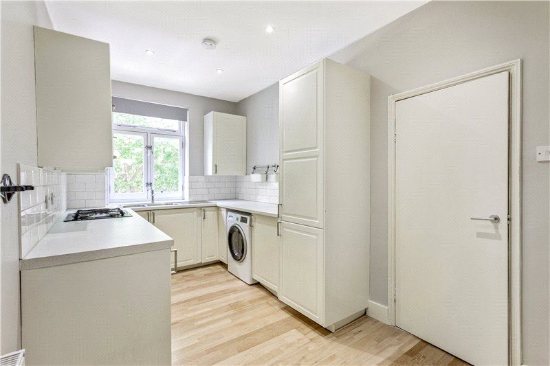 Property photo 3 of 8 Picture No. 05