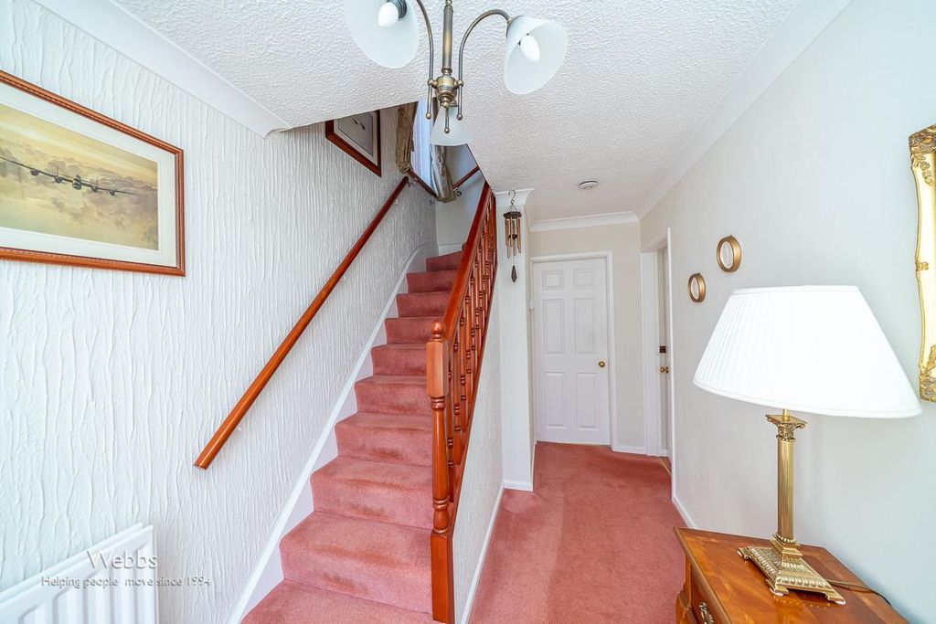Property photo 2 of 31 Â© Webbs Estate Agents Â© (72 Of 153).Jpg