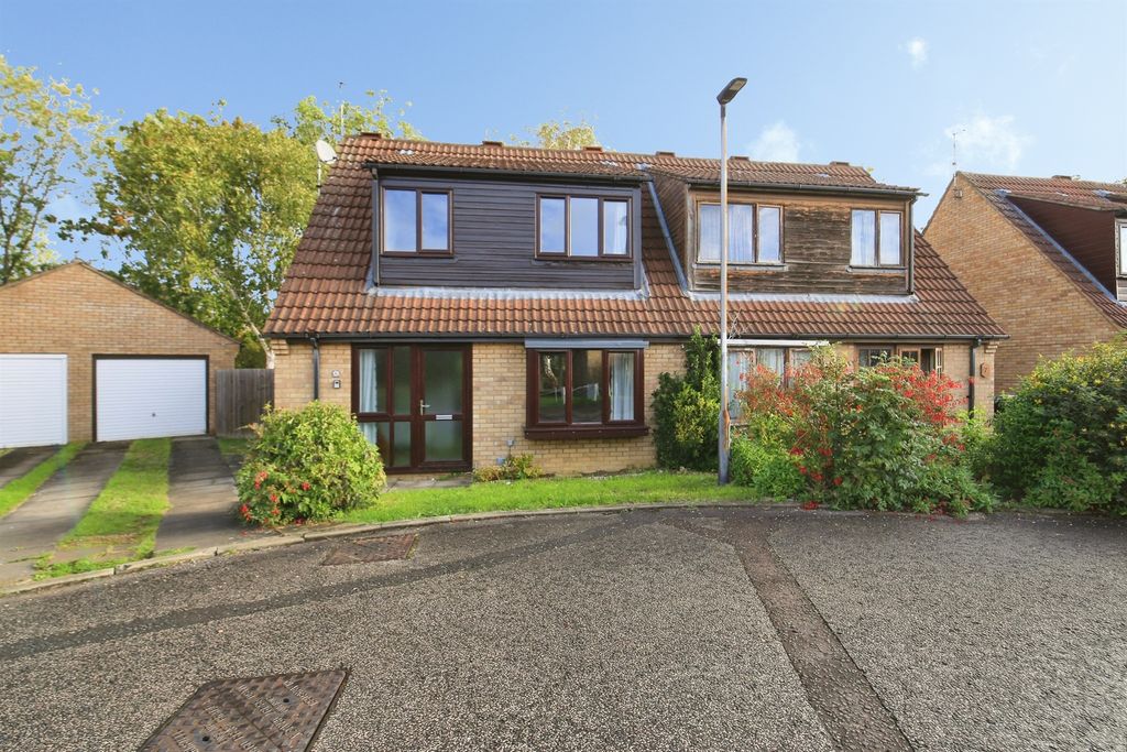Property photo 1 of 11