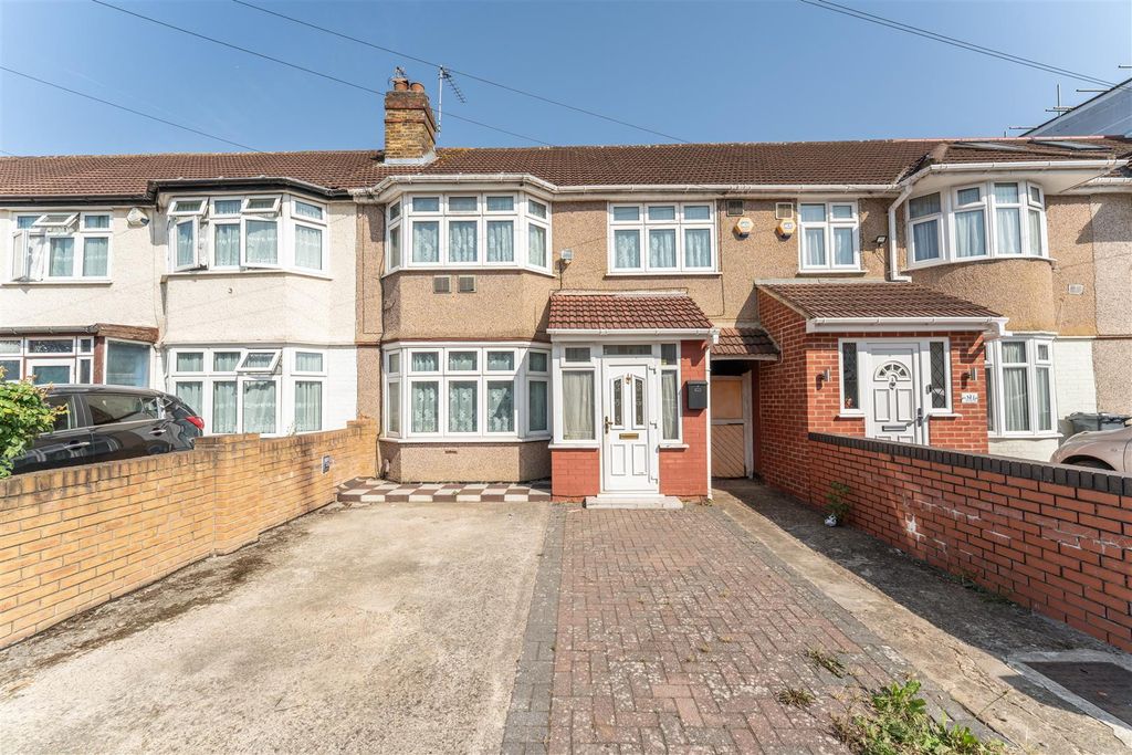 Property photo 1 of 17 Externals6.Jpg