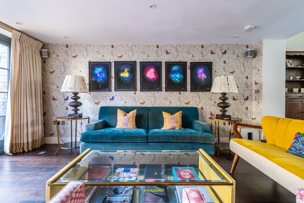 Property photo 3 of 25