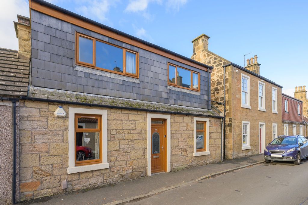 Property photo 1 of 25