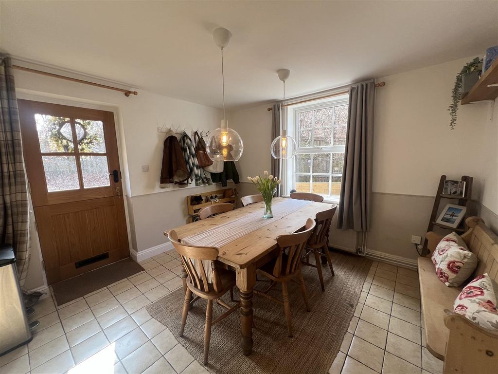 Property photo 3 of 29 Img_5725.Jpeg