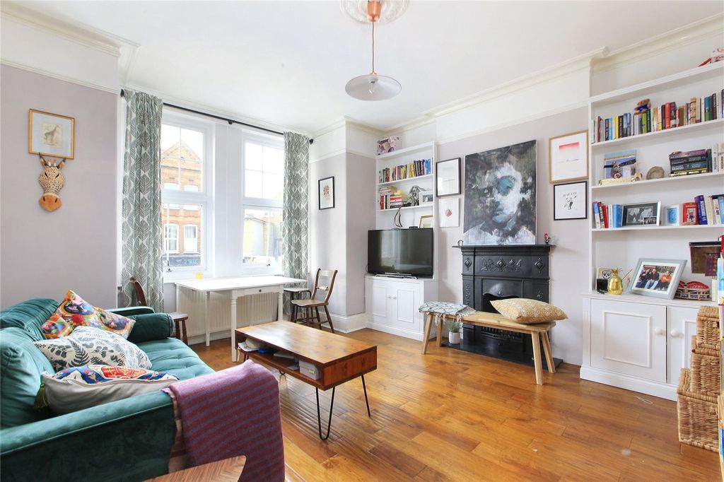 Property photo 1 of 7