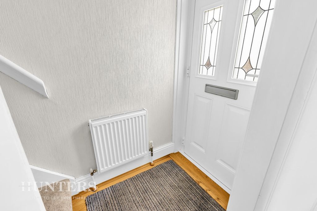 Property photo 3 of 22 Hallway