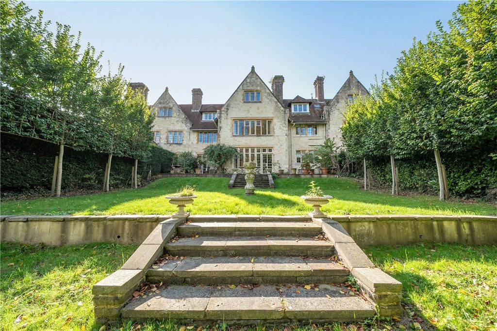 Property photo 1 of 16 House And Garden