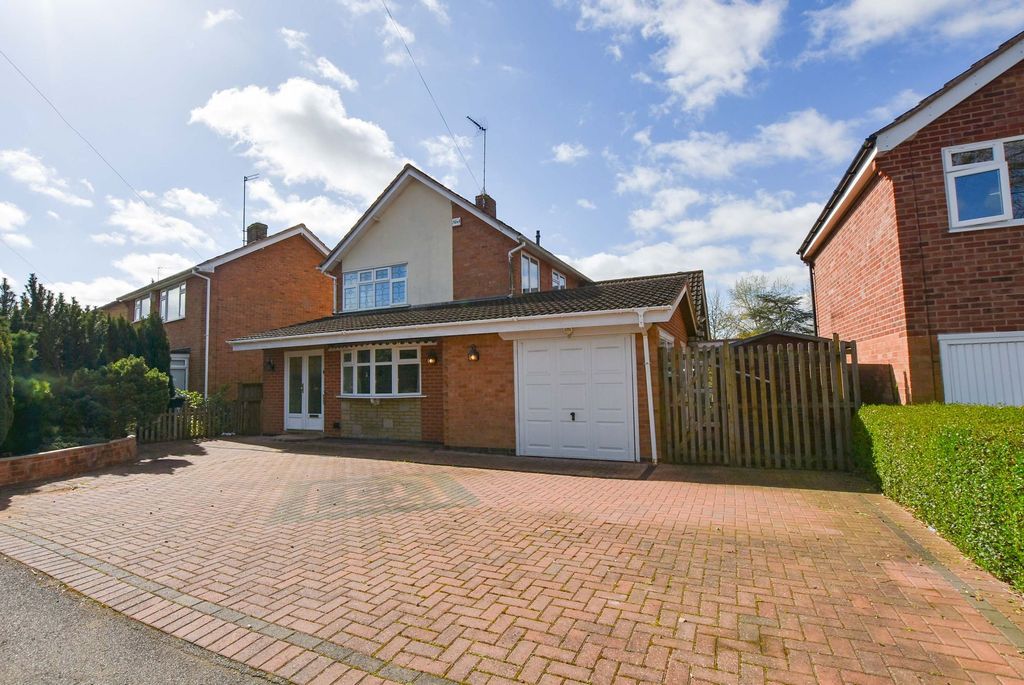 Property photo 1 of 35