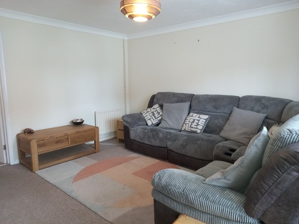 Property photo 3 of 13 Living Room