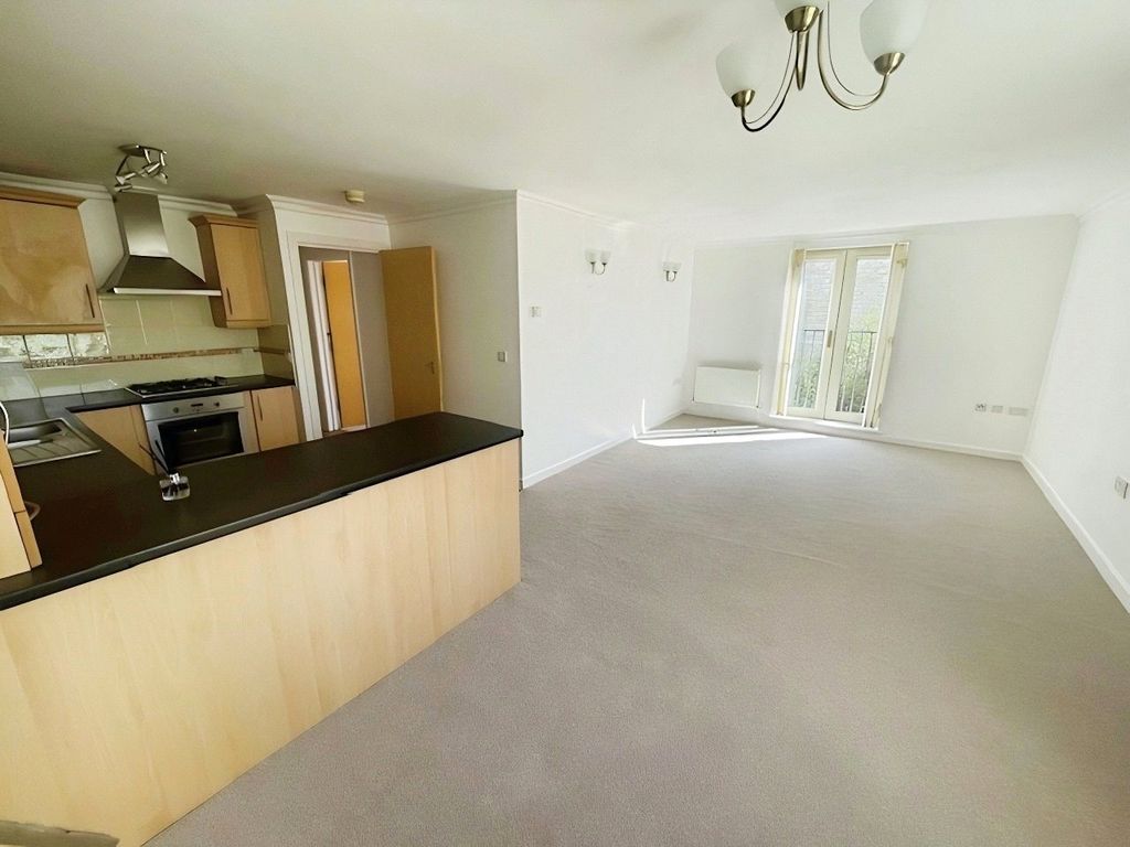 Property photo 2 of 9 Kitchen/Lounge/Diner