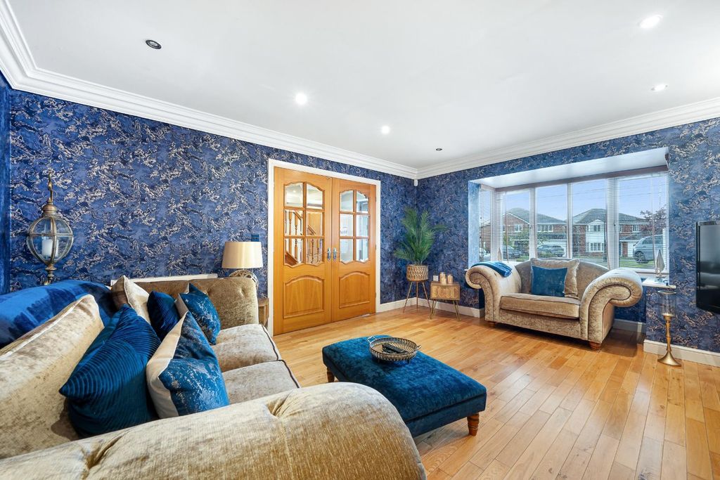 Additional image 13 of 6 bed property for saleMoorlands Court, Darwen BB3