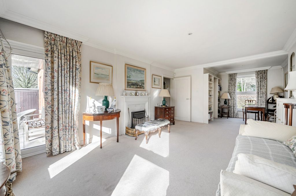 Property photo 2 of 15 1422108-10-69A5A3...