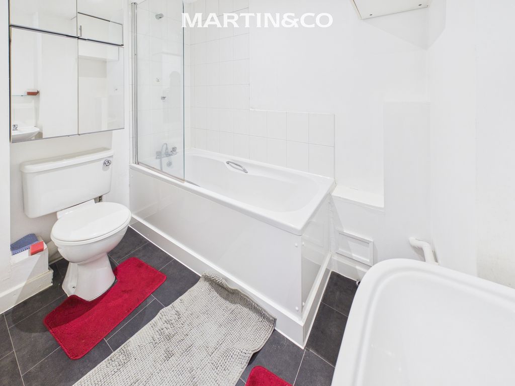 Property photo 3 of 6