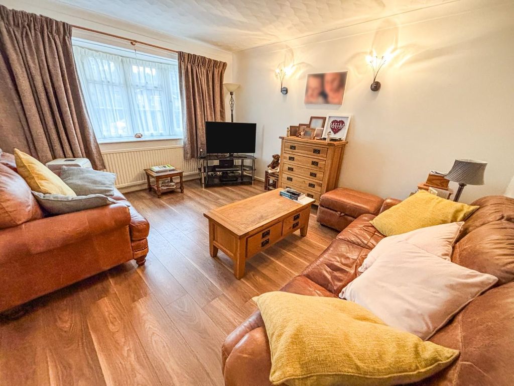 Property photo 2 of 13 Tlc_83A600E9-E9c2-42Fa-8376-Dce447Fa1005_2178c5E.J